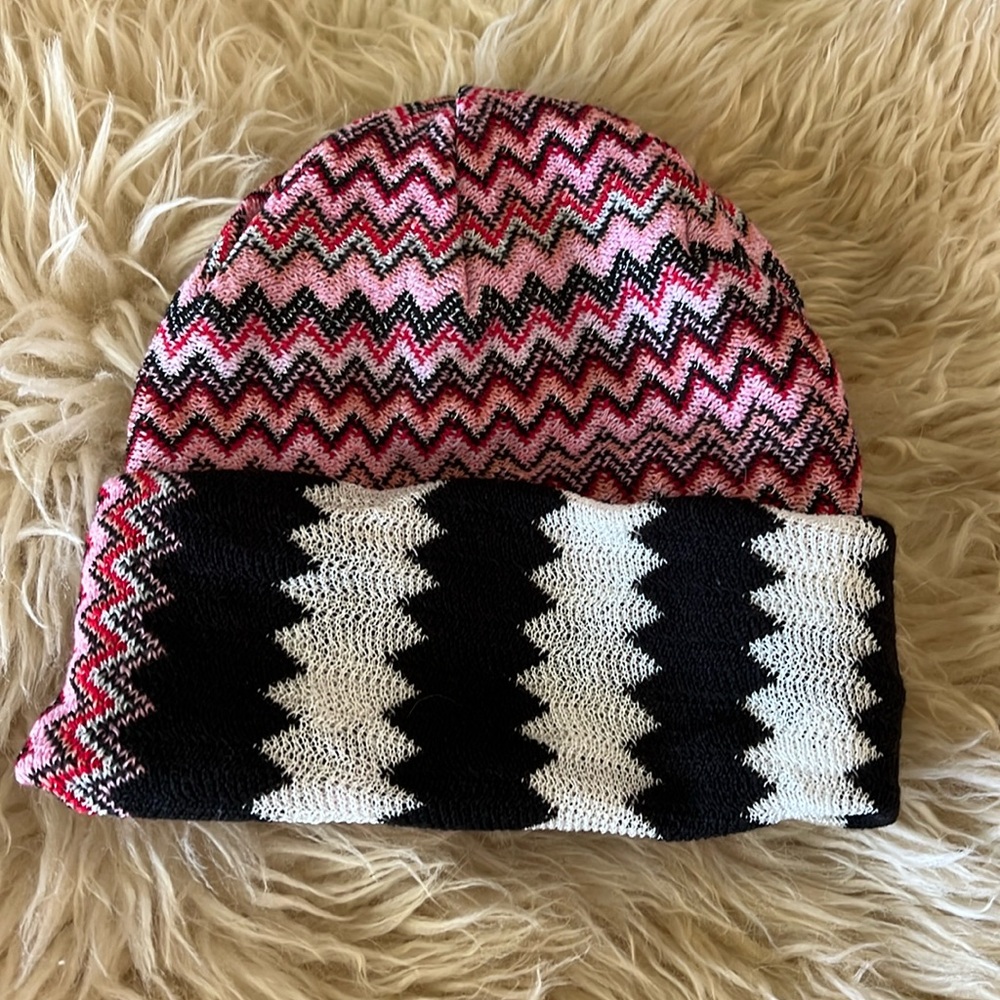 Missoni beanie- Never worn.  Excellent condition